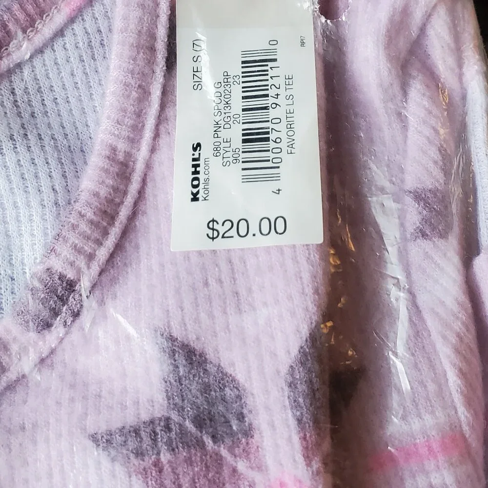 Girls  SO Favorite Curved Hem Long-Sleeve Tee Size Small (7) New in Package
